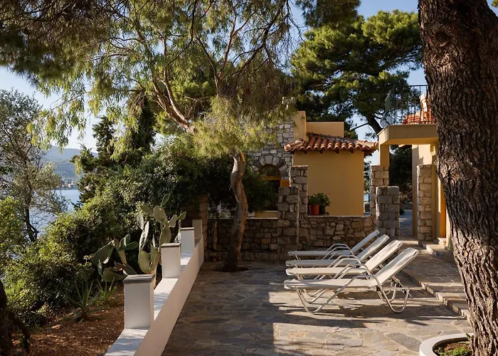 Porto Castello העיירה סקיאתוס