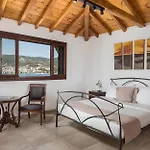 Villa Porto Castello