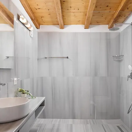 Villa Porto Castello