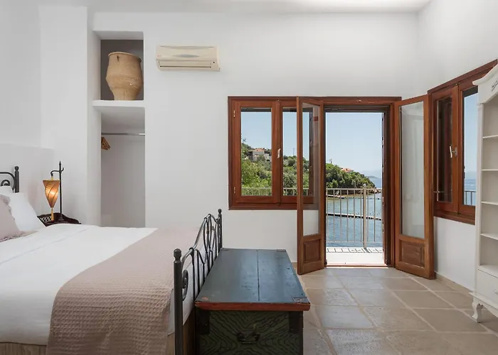 Porto Castello * Skiathos